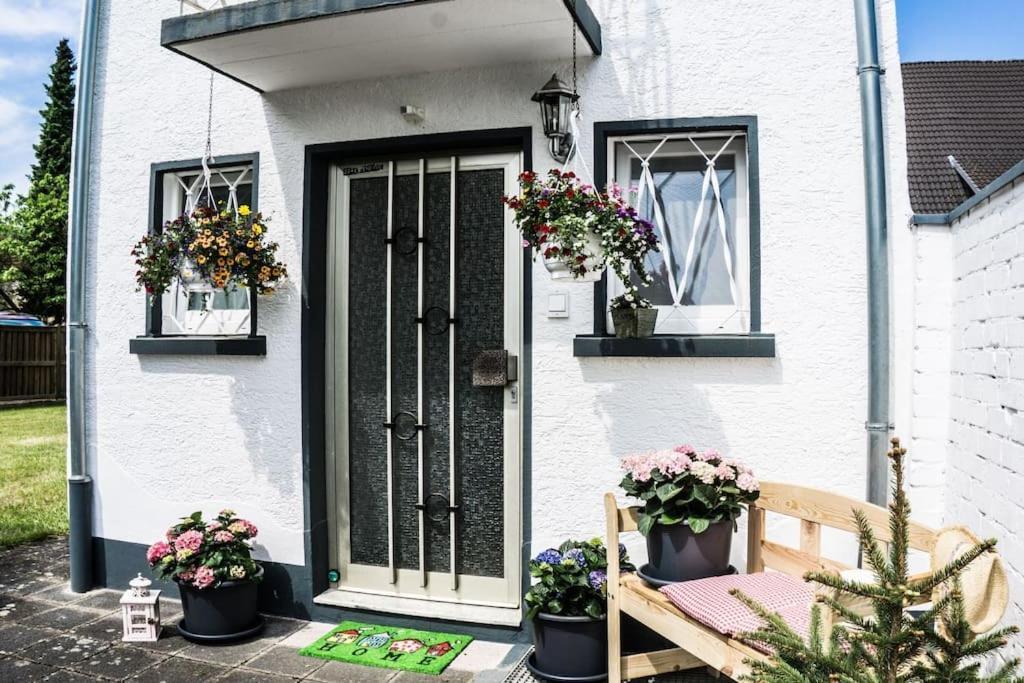 Schoenes Haus Mit Grossem Garten 塞利根施塔特 外观 照片